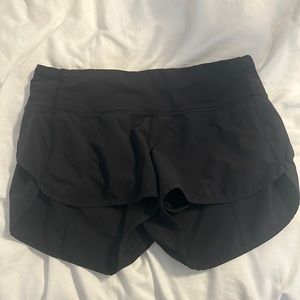Lulu lemon Speed Up 2.5in shorts